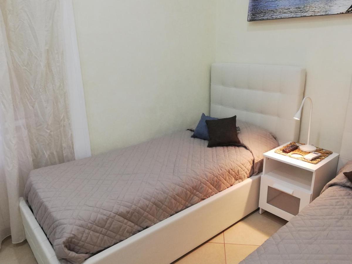 La Dolce Dimora Bed & Breakfast Napoli Ngoại thất bức ảnh
